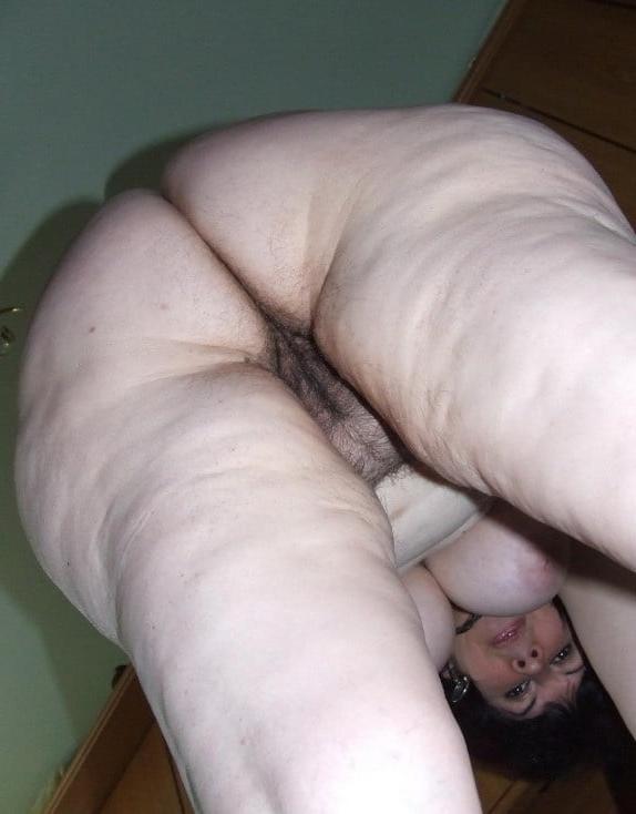 20P Exposed Matures, Milfs and Wives 15