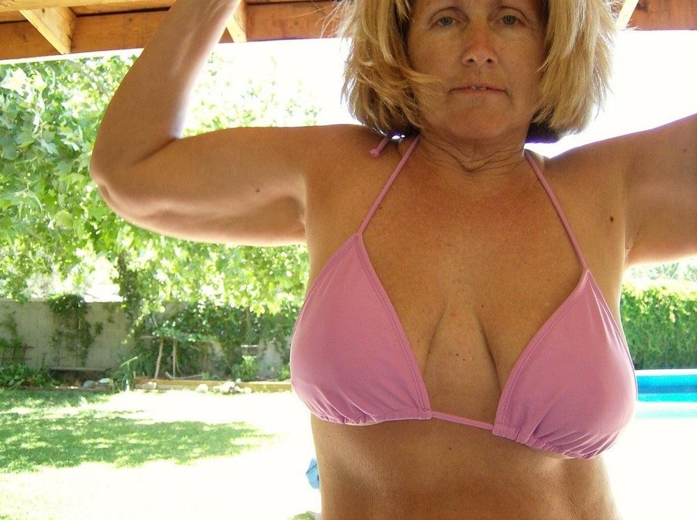 25P Hot Milf 43