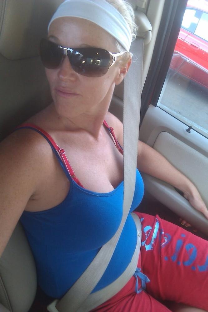 25P Hot Milf 38
