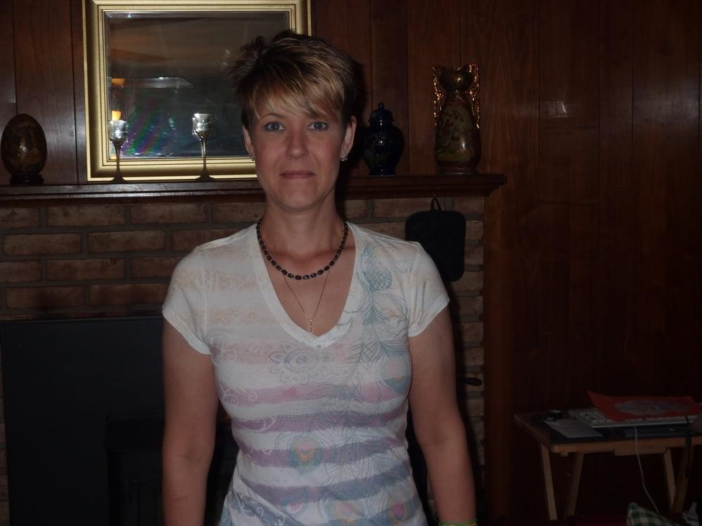 25P Hot Milf 36