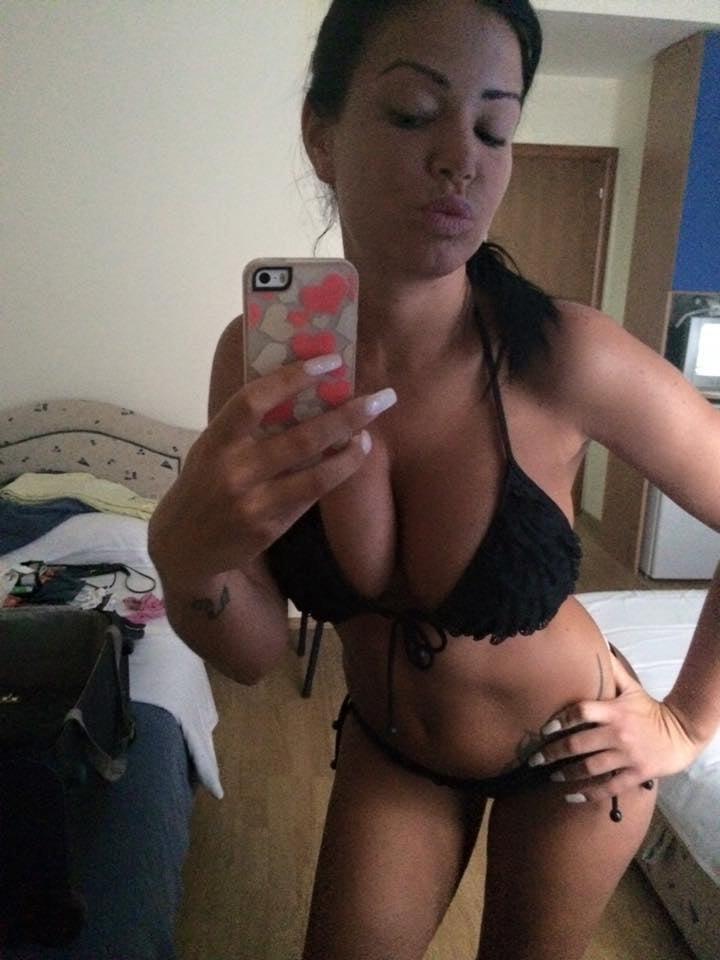 25P Serbian MILFs #3