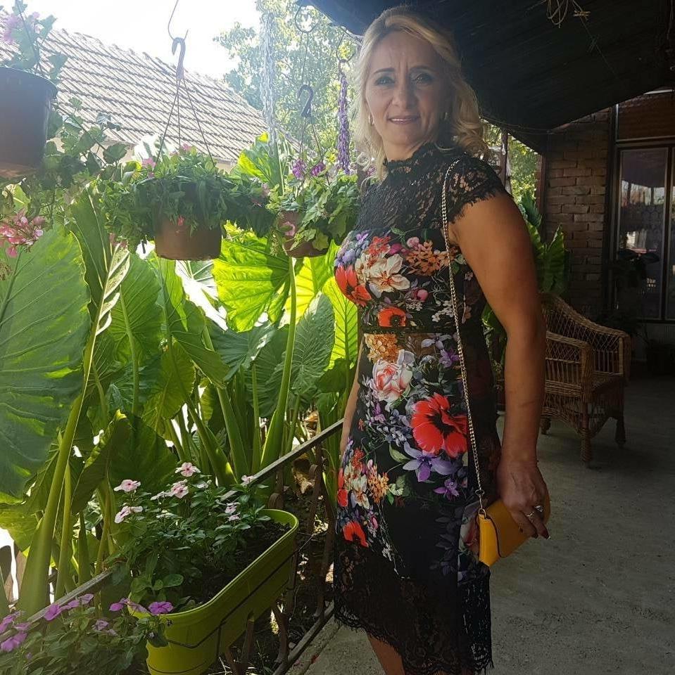 25P Serbian MILFs #3