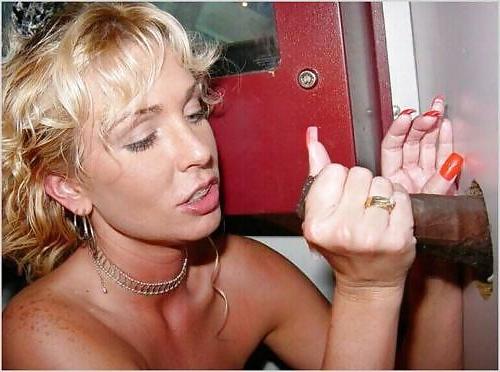 20P Gloryhole Sluts