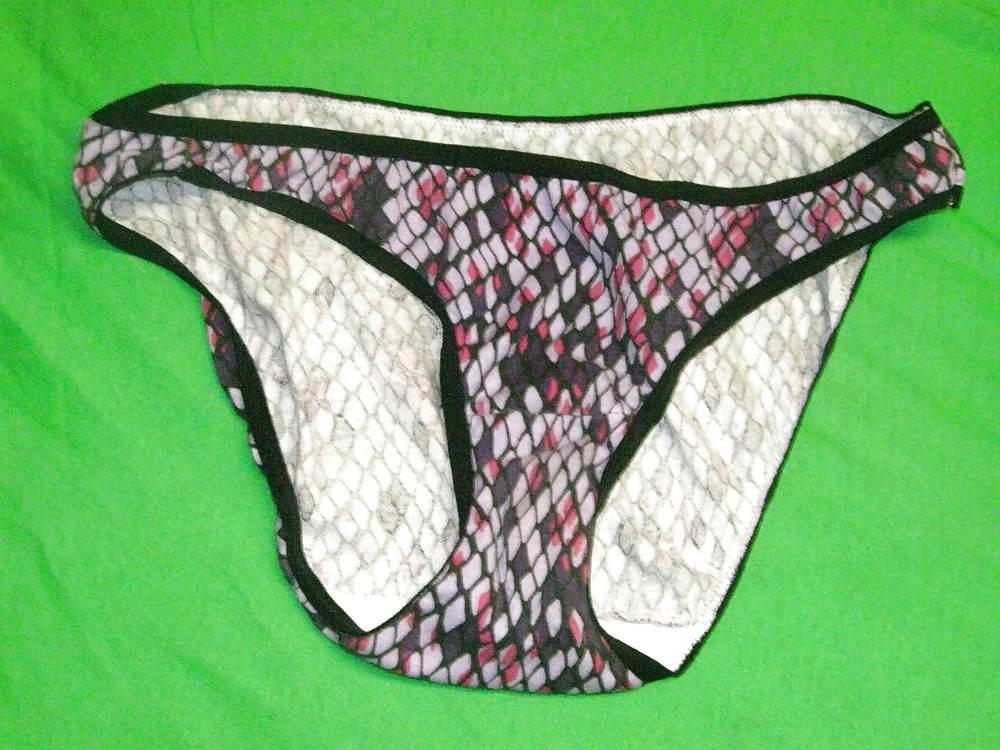 23P My panties 4 cash?