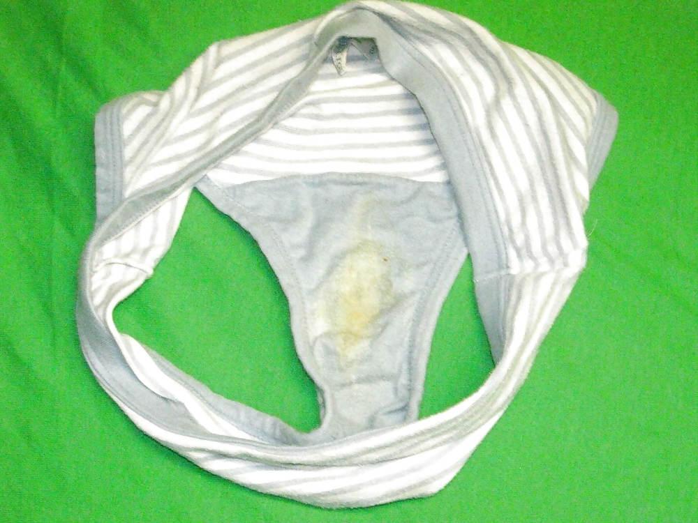 23P My panties 4 cash?