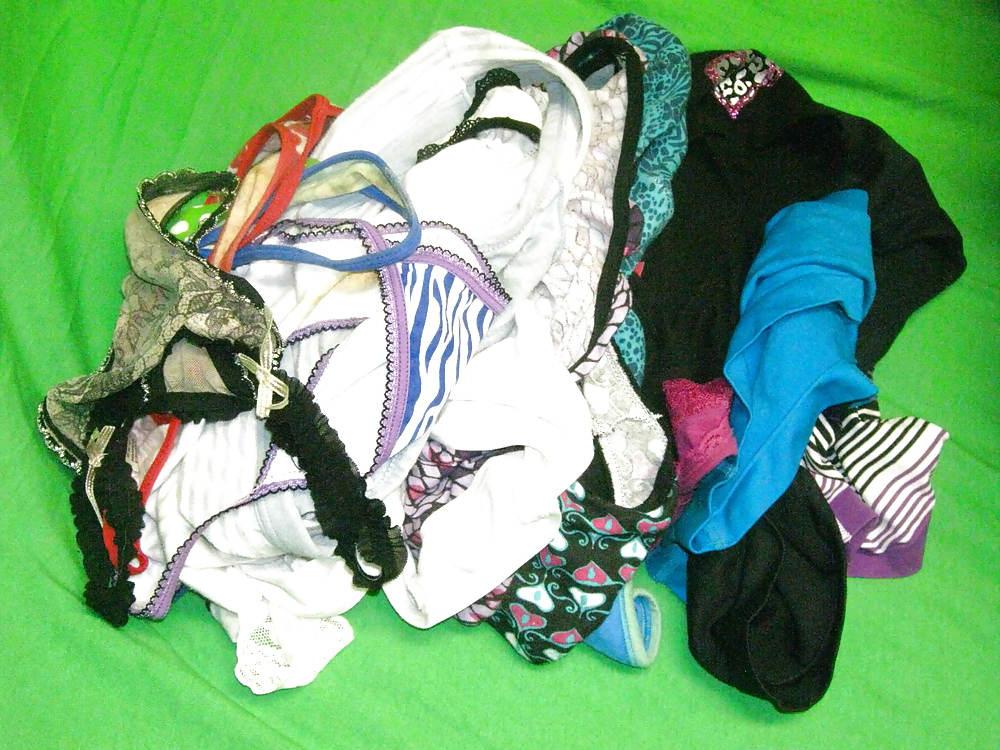 23P My panties 4 cash?