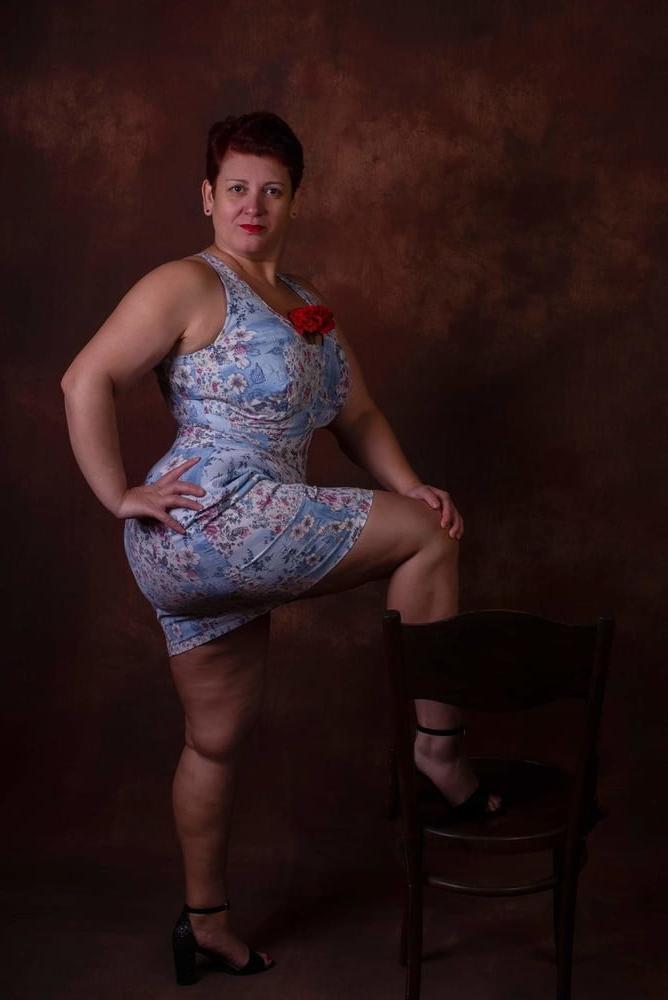 25P Facebook milfs