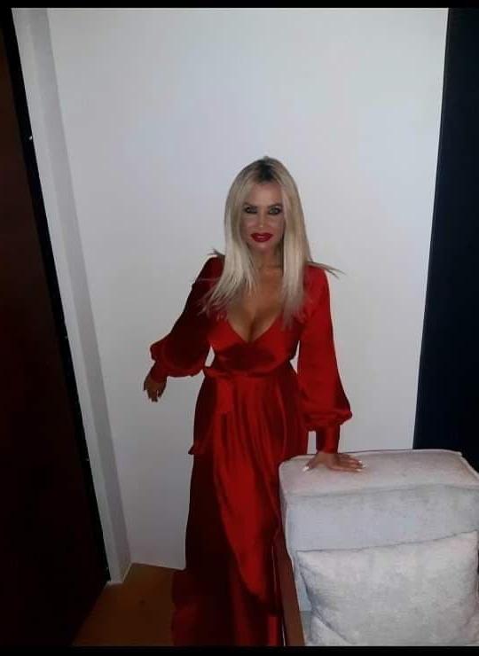 25P Greek Huge Tits Milf Vol 3