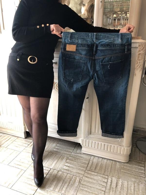 25P French milf qui vend ses fringues-5