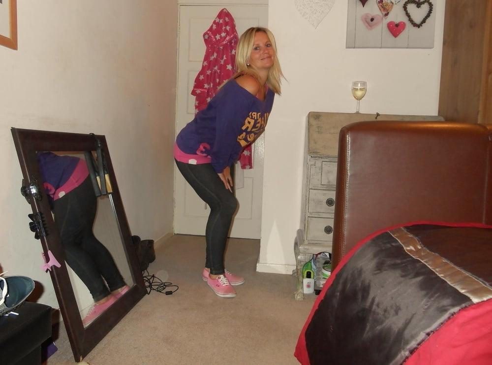 25P Sexy Blonde MILF Loves Showing Her Tits Ass And Cunt