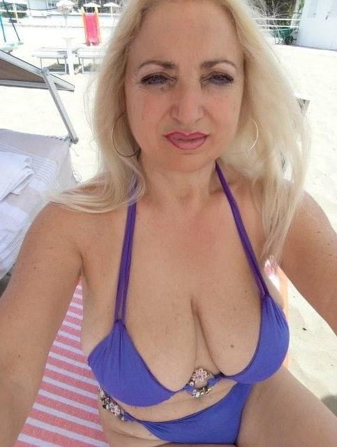25P MILF Vol. 8 by Gooned