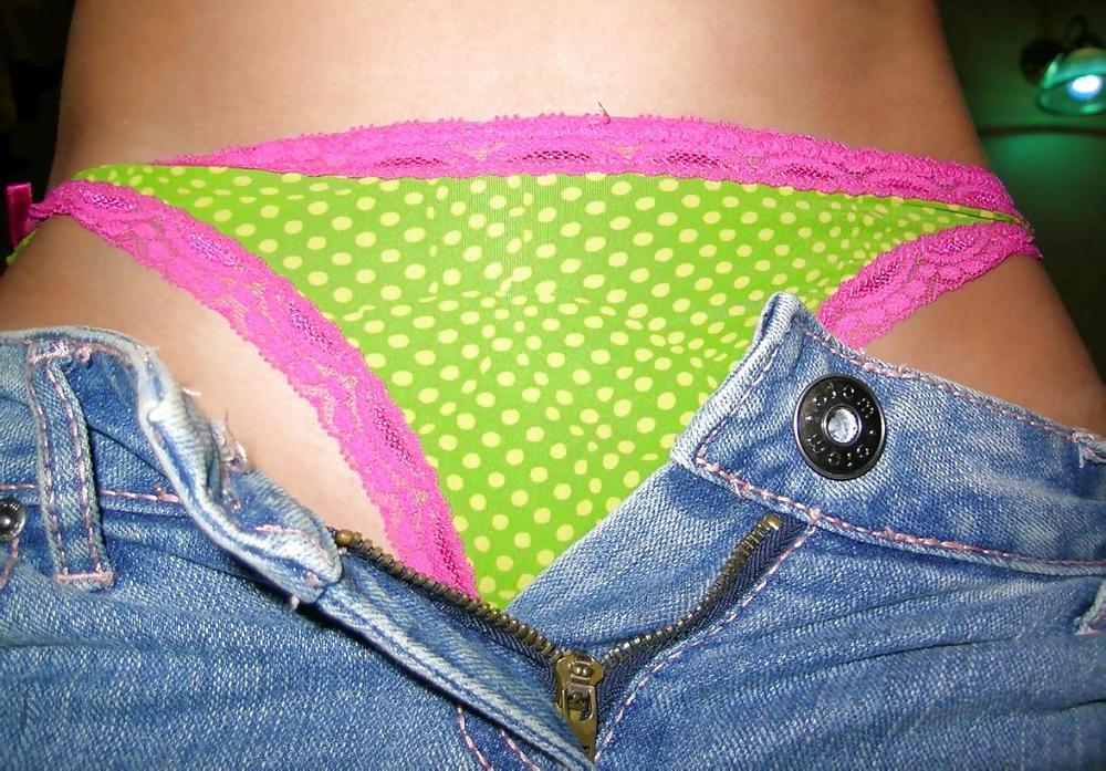 25P BUSTY AMATEUR TEEN
