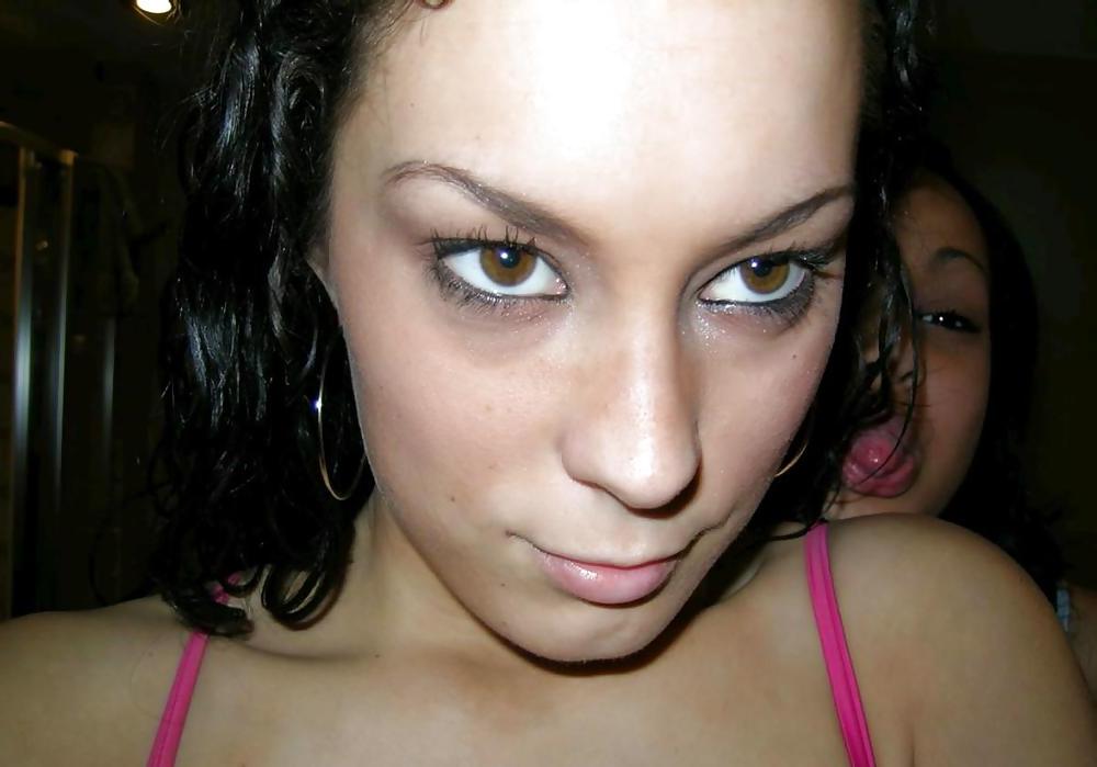 25P BUSTY AMATEUR TEEN