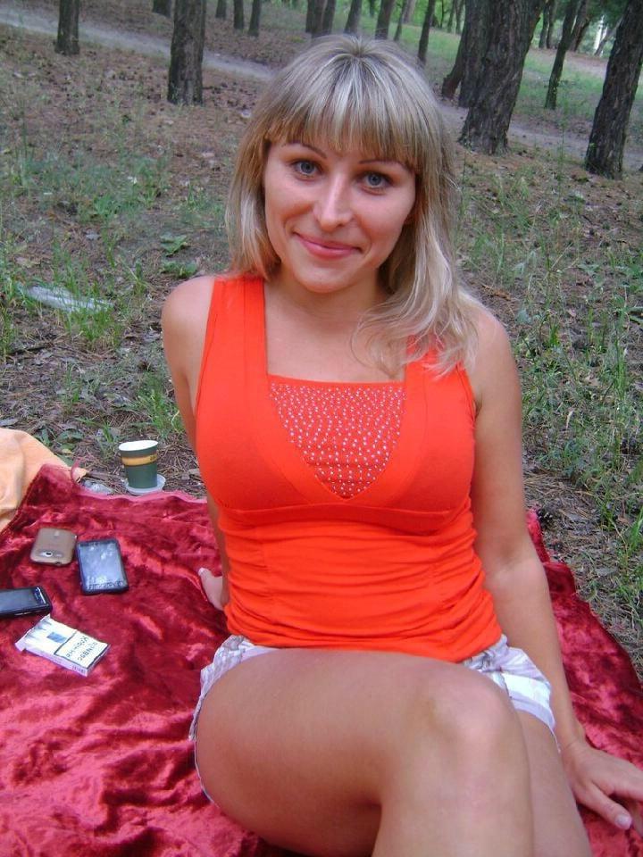 8P Russian Milf Sluts. Russische Milf Schlampen 32
