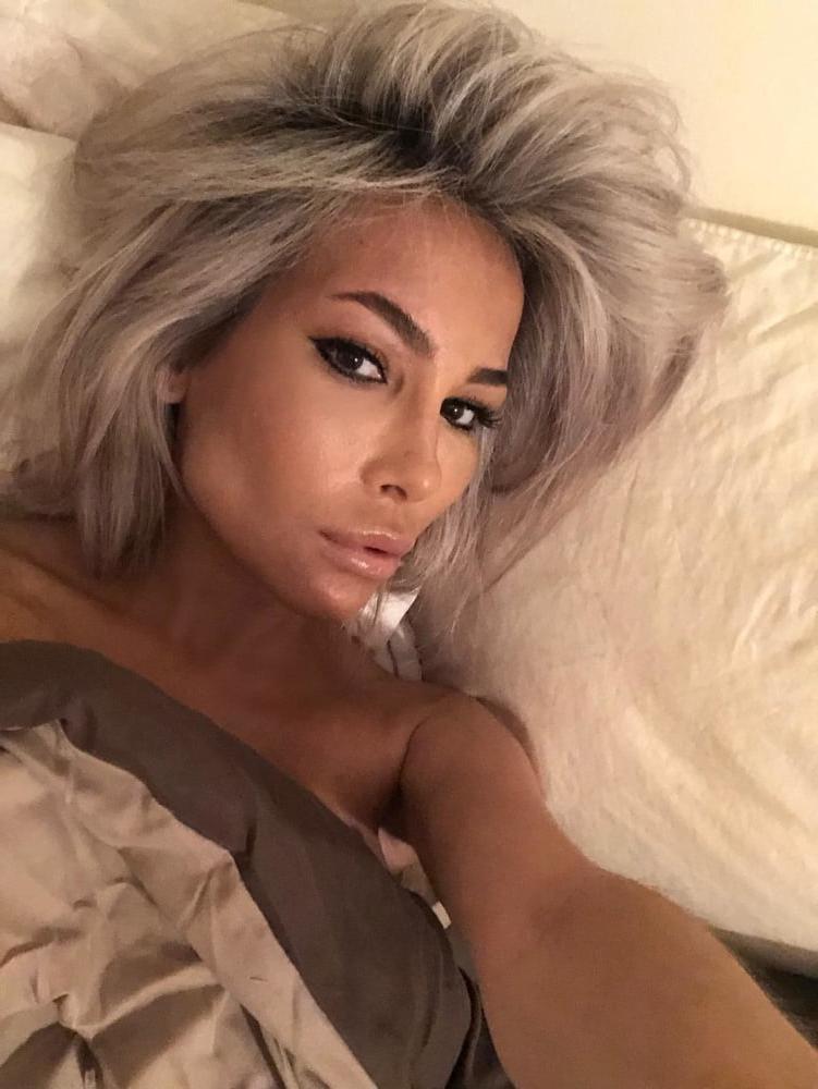 25P VERY Sexy MILF