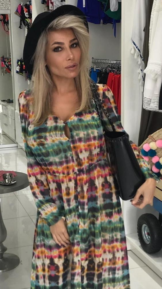 25P VERY Sexy MILF