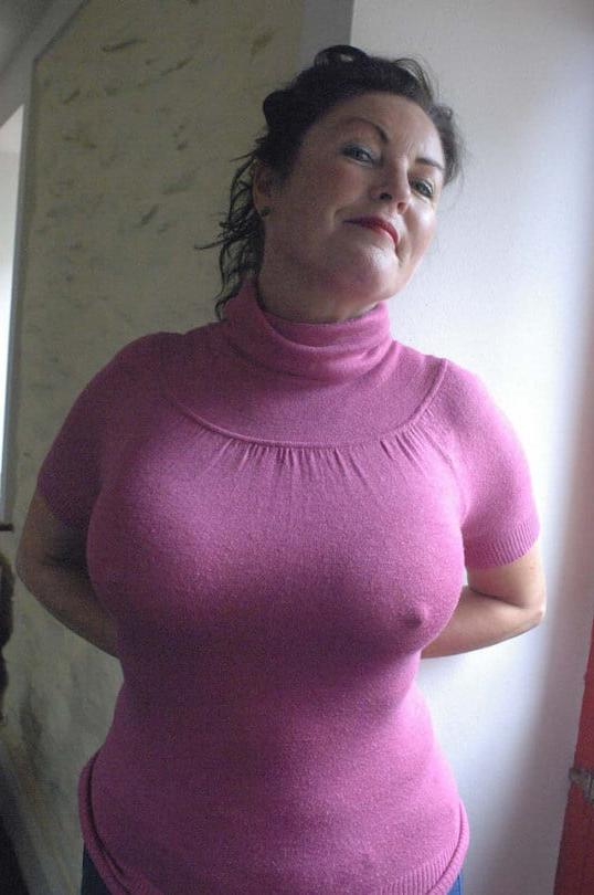 25P Exposed Mature, Milfs and Wives 3