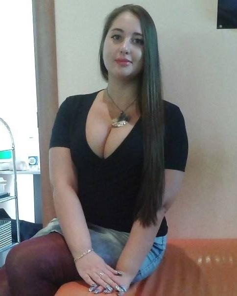 25P Hottest Web Milfs Vol.1