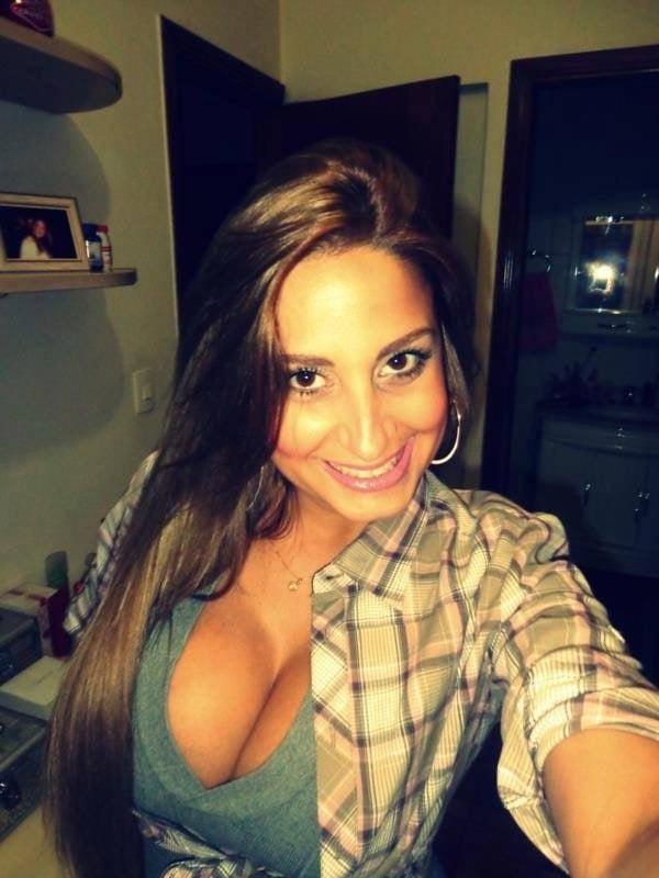 25P Hottest Web Milfs Vol.1