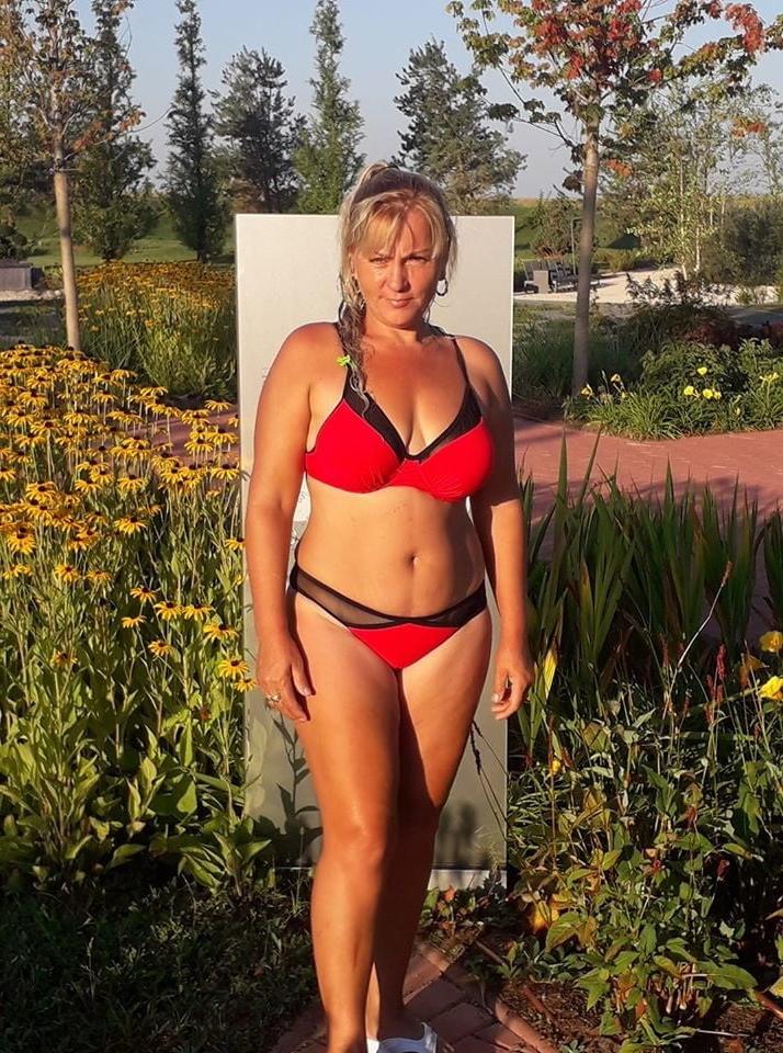 25P MILF Wives - Bikinis - 15