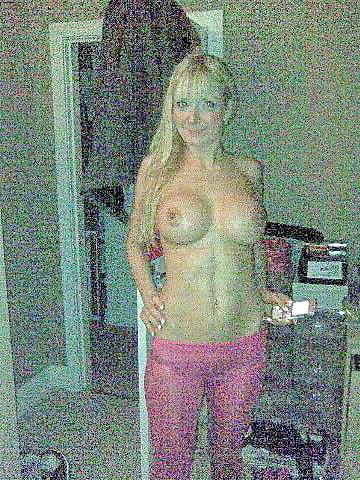 25P BRIT BIMBO MILF
