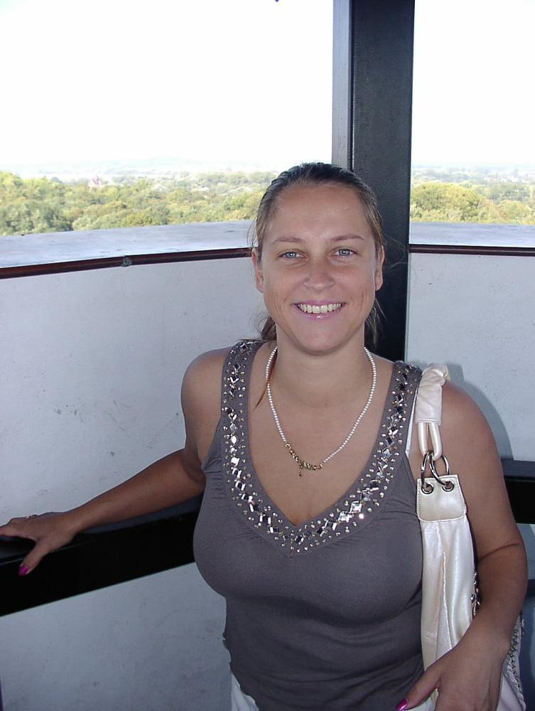 25P milf