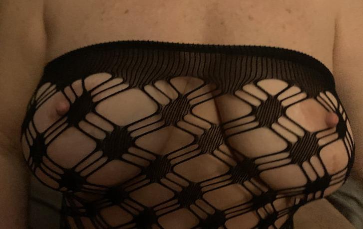 25P Milf wife (0)(0)