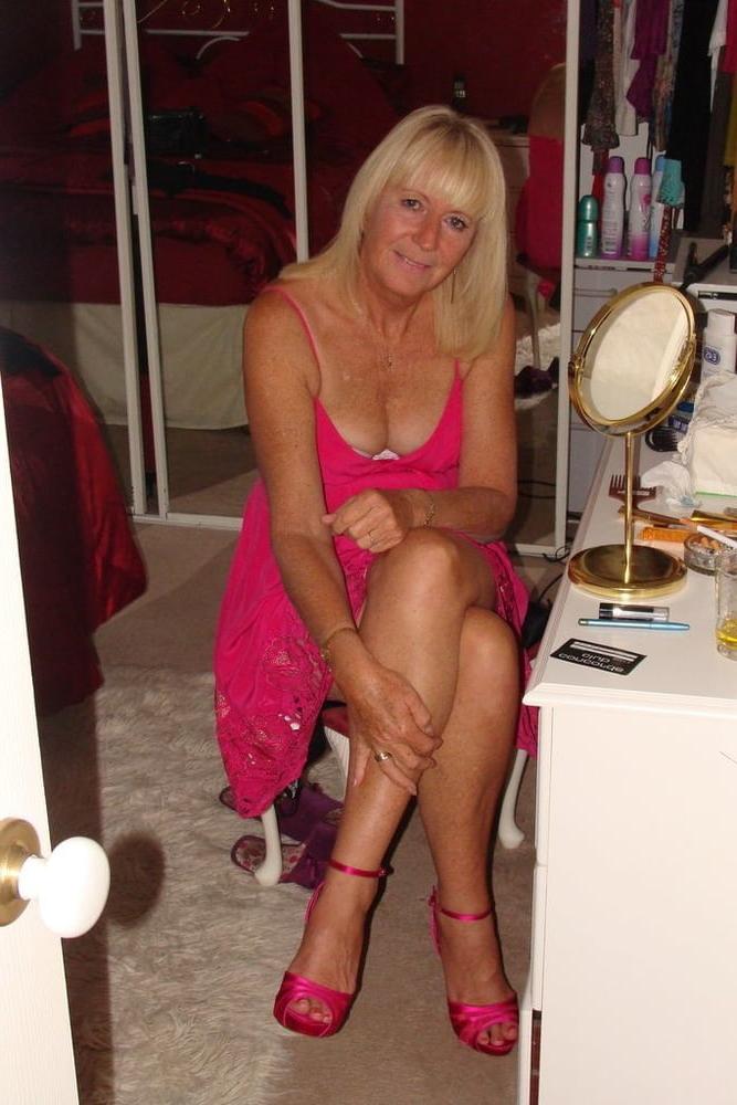 25P MILF Wives - Nice Boobs - Clothed - 21