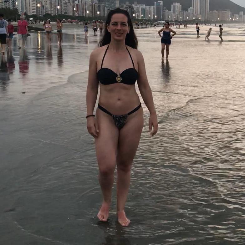 25P MILF Wives - Bikinis - 14