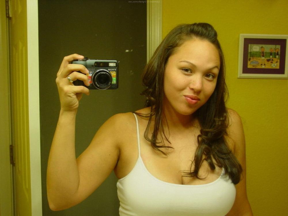 25P amateur moms 46