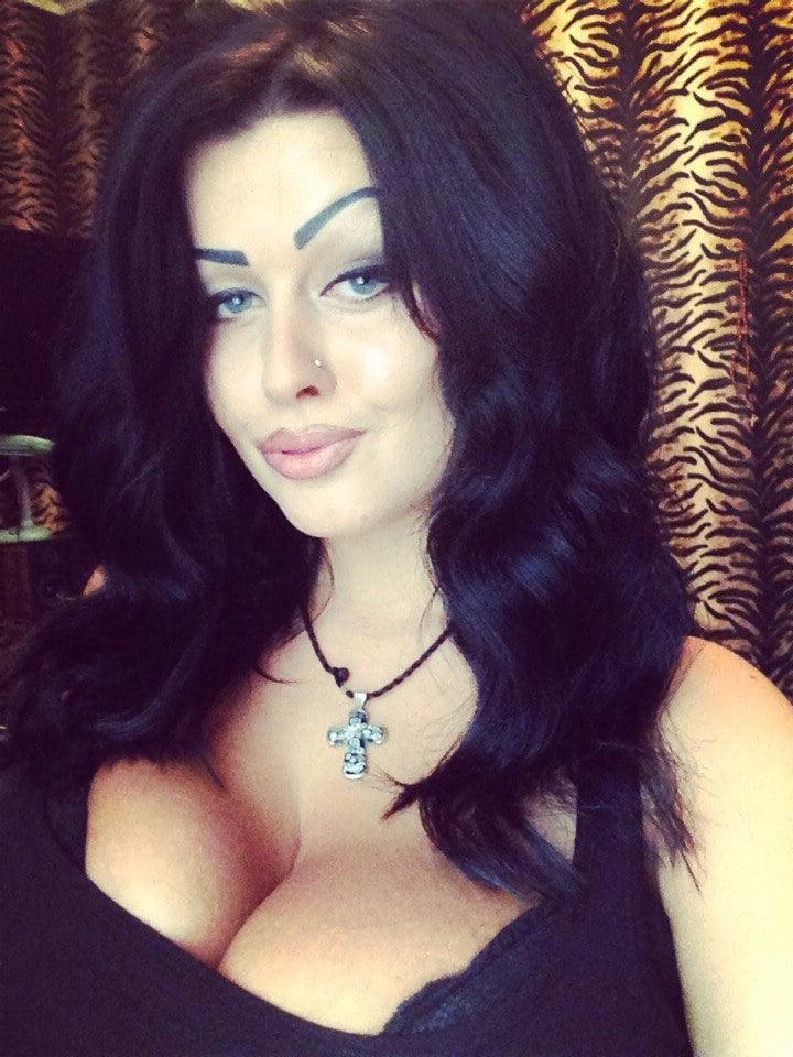 9P Russian Milf Sluts. Russische Milf Schlampen 27