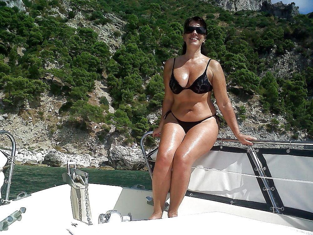 25P Warm Up With These Bikini Milfs Pt. 10