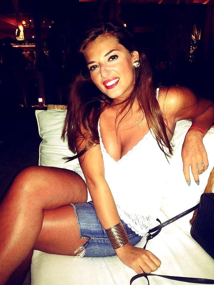 23P MILF World 39