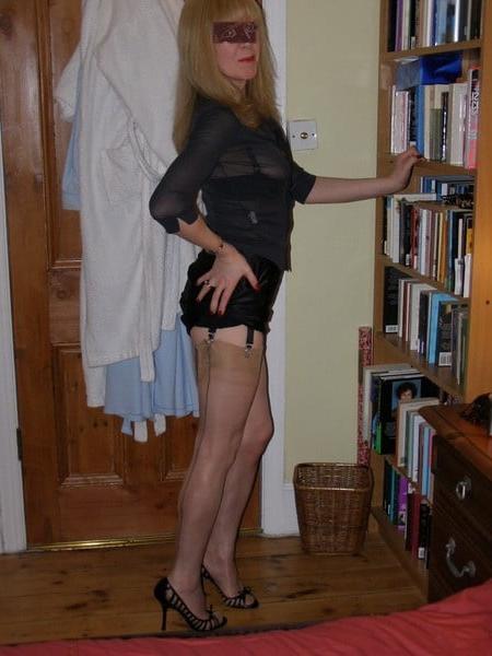 25P Milf Annabel 3