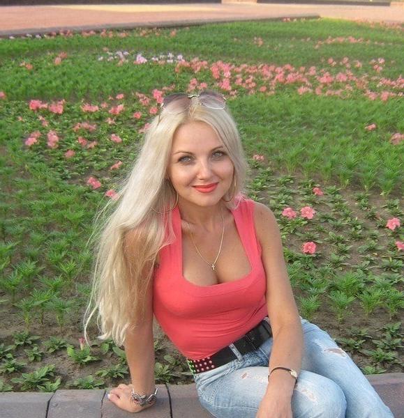 10P Russian Milf Sluts. Russische Milf Schlampen 24
