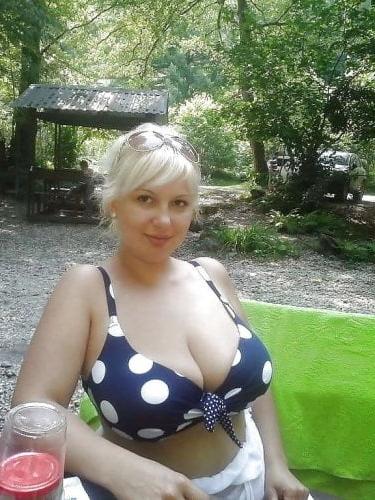 13P Russian Milf Sluts. Russische Milf Schlampen 22