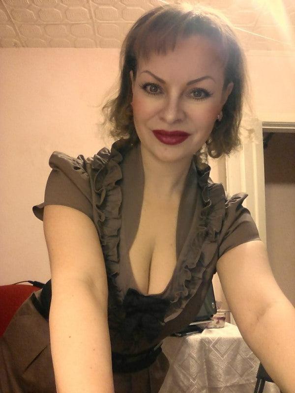 13P Russian Milf Sluts. Russische Milf Schlampen 23