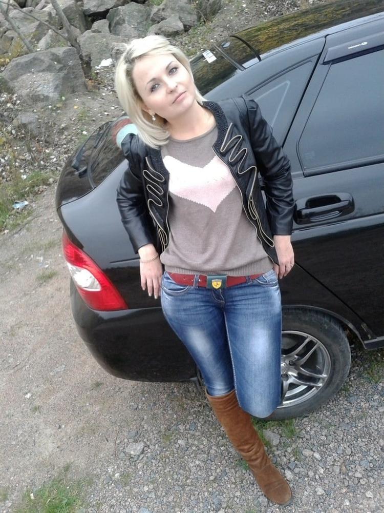 13P Russian Milf Sluts. Russische Milf Schlampen 23