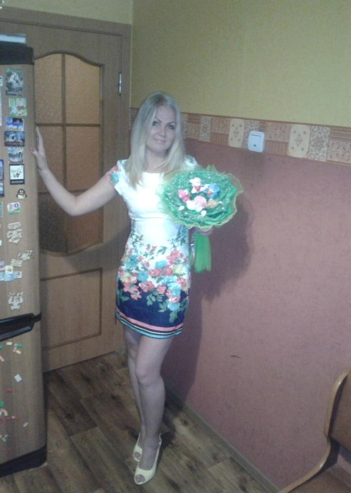 13P Russian Milf Sluts. Russische Milf Schlampen 20