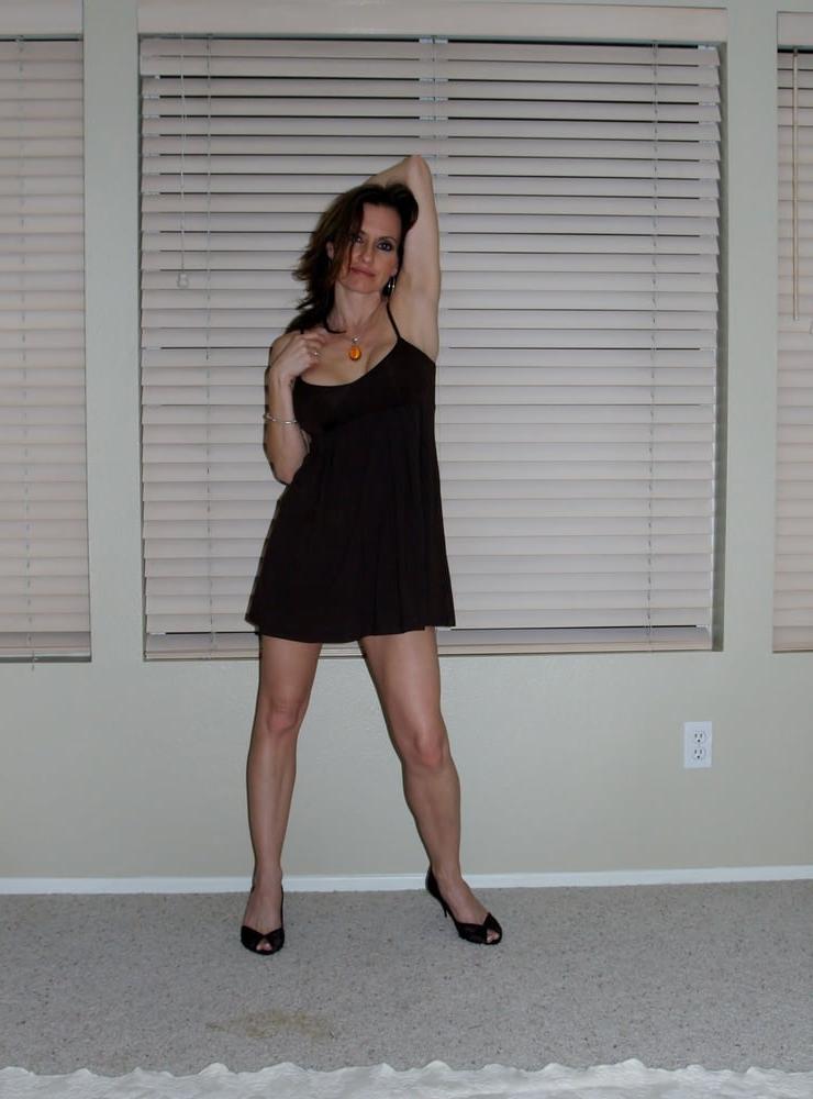 25P amateur brunette 0003