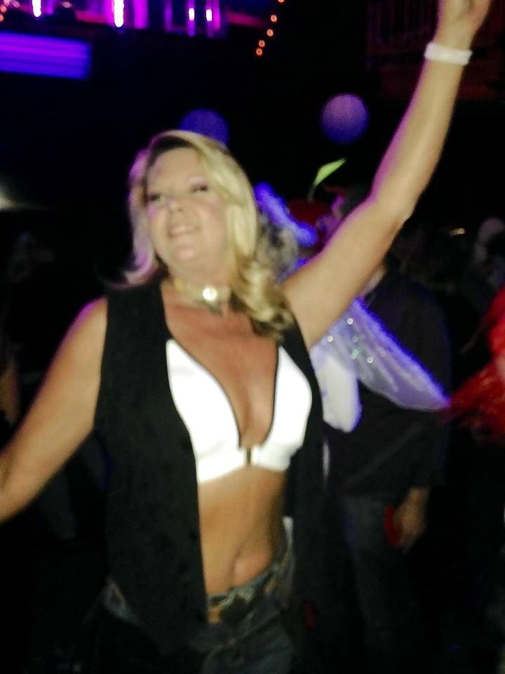 25P SEXY MILF