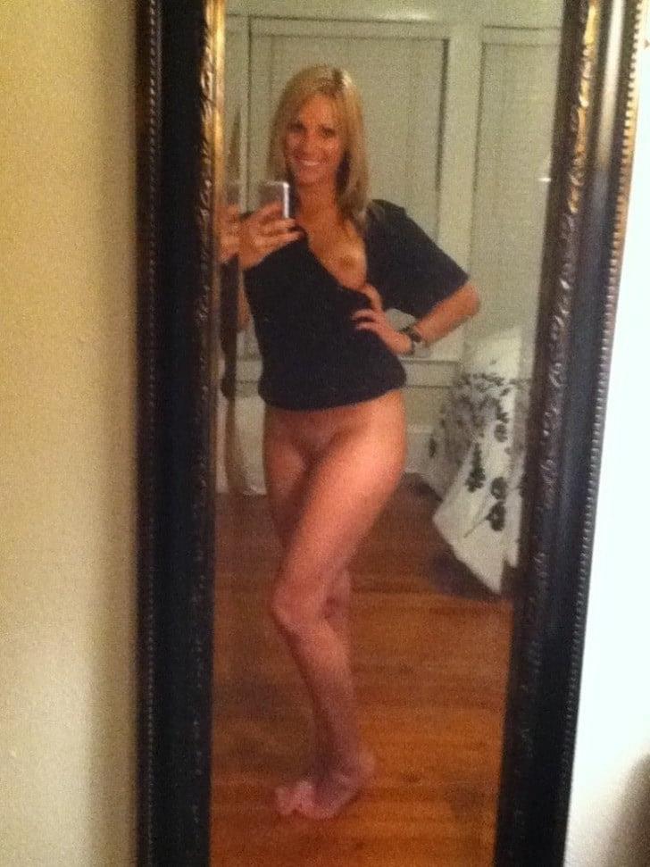 25P Milf Selfie #2