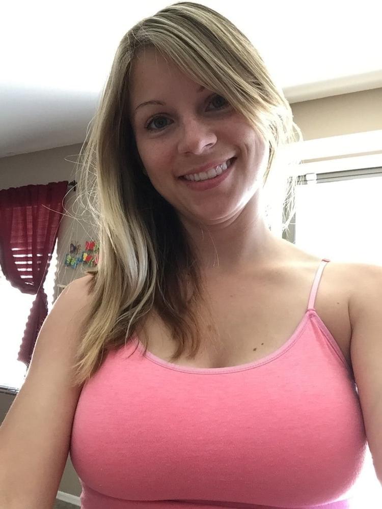 25P Hot milfs