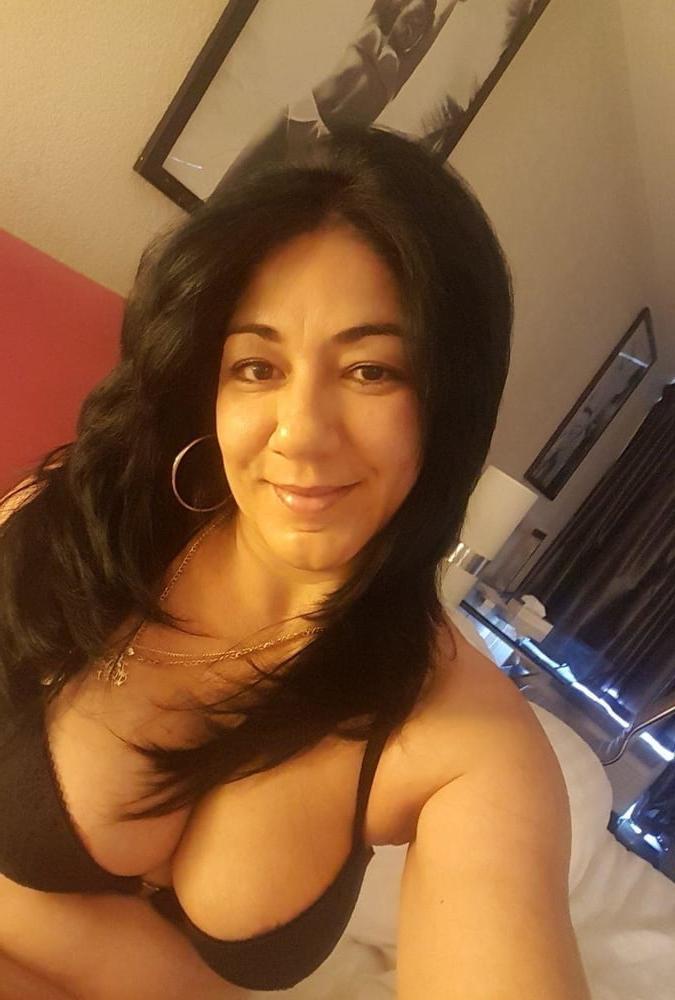 25P Some More Of The Sexiest Milf - Sexy099- Mi Favorito