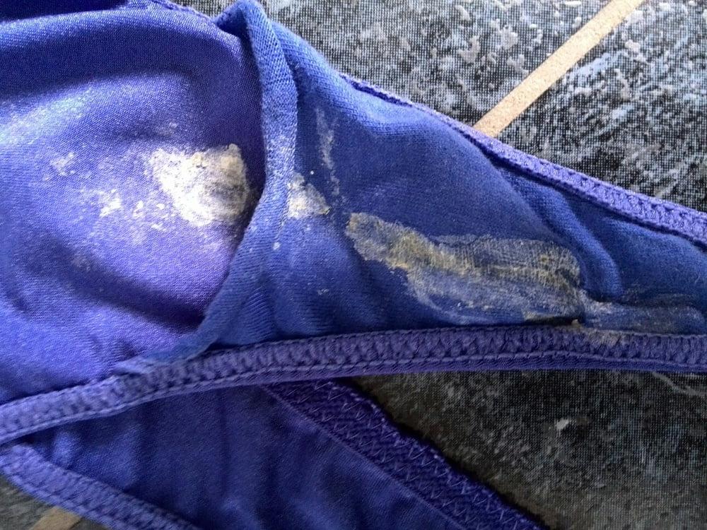 18P My neighbor MILF's Panties