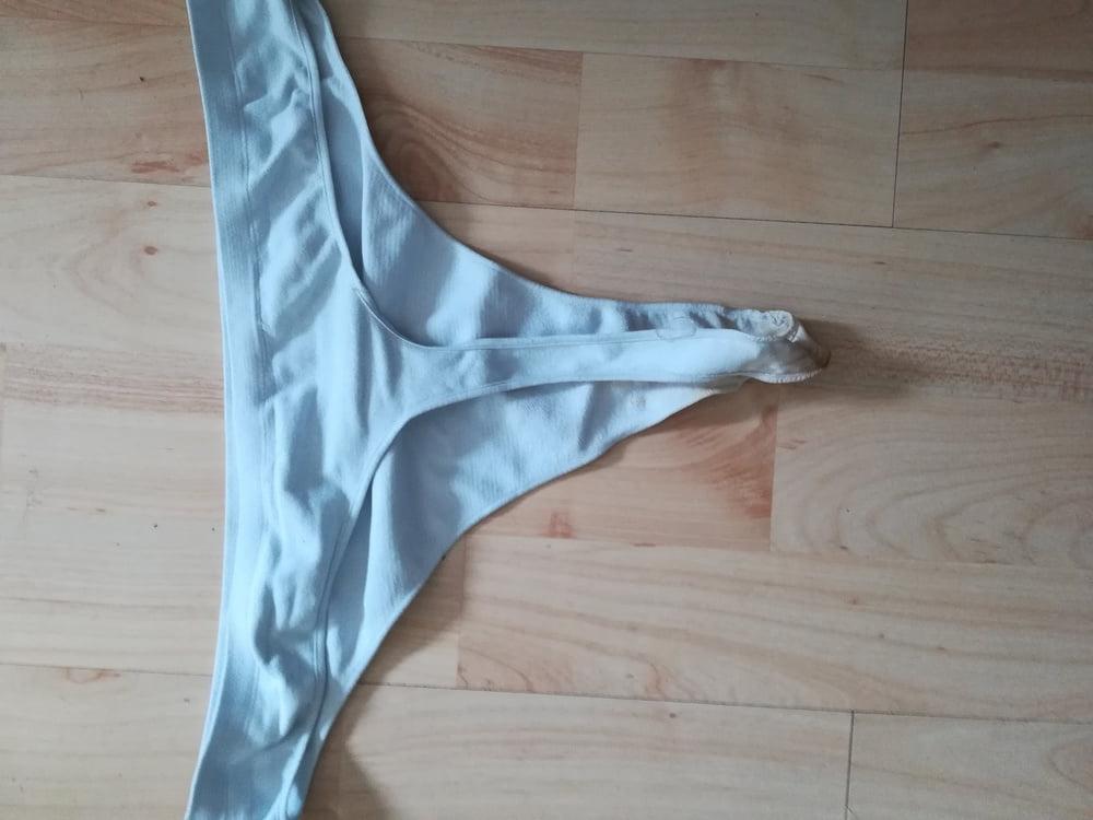 18P My neighbor MILF's Panties