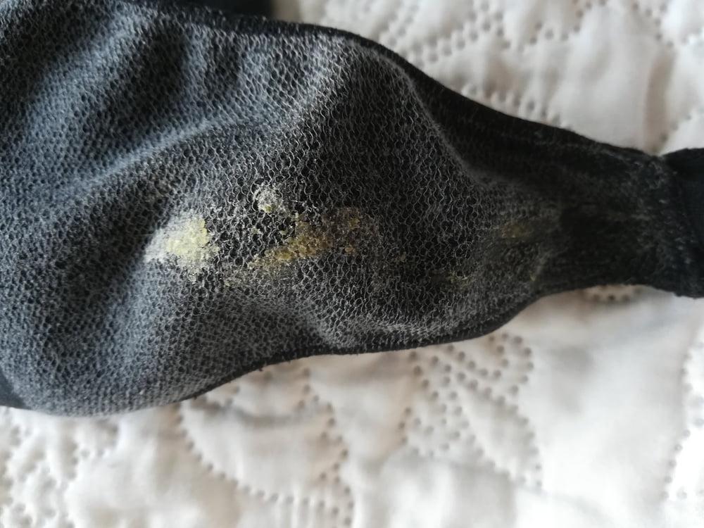 18P My neighbor MILF's Panties