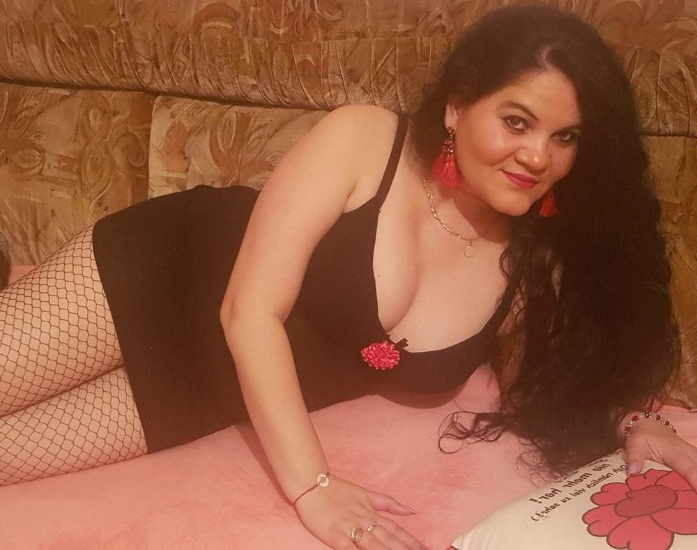 25P MILF Wives - Nice Boobs - Clothed - 20