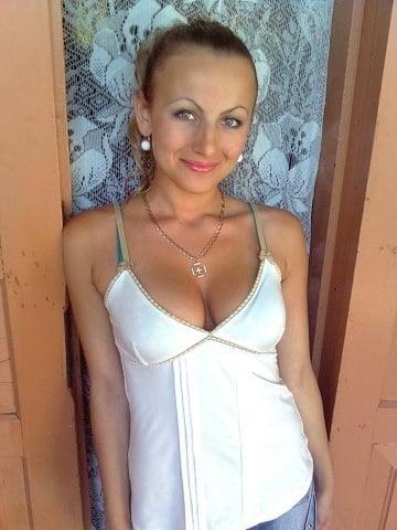 14P Russian Milf Sluts. Russische Milf Schlampen 5