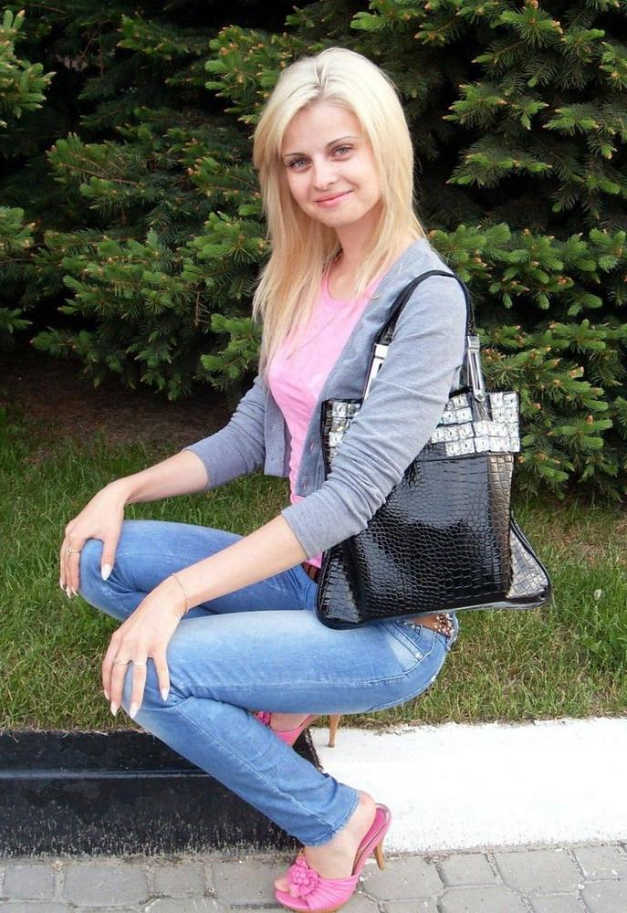 9P Russian Milf Sluts. Russische Milf Schlampen 13